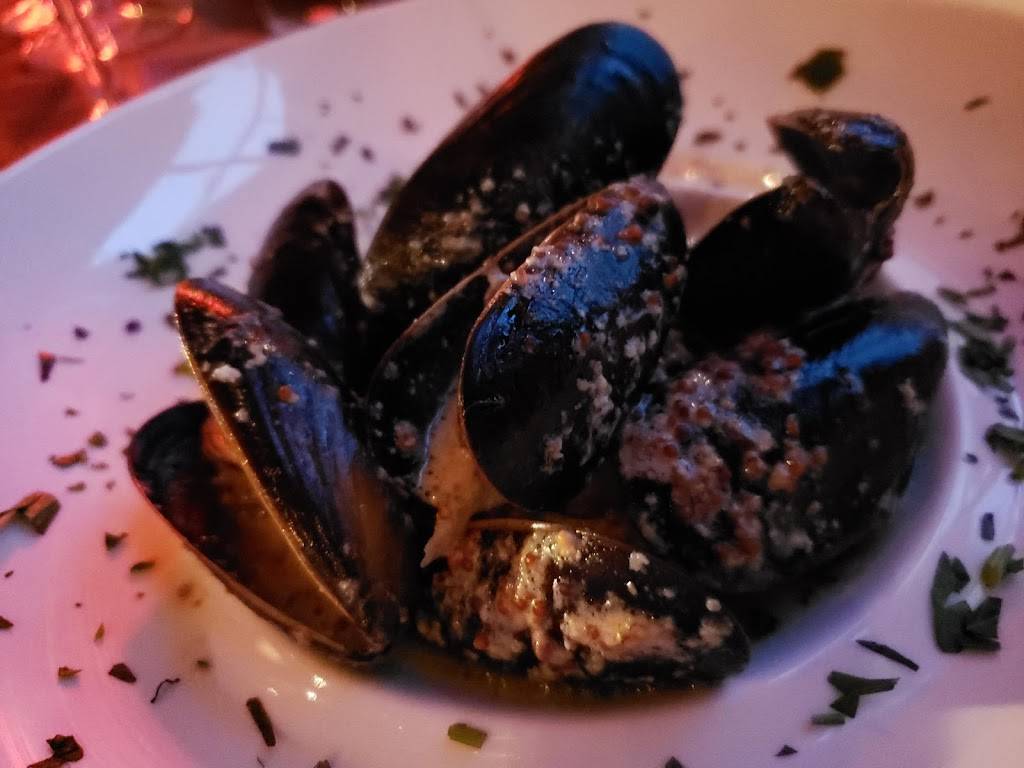 La Grange | restaurant | 2 Rue Meadowbrook, Morin-Heights, QC J0R 1H0, Canada | 4506440056 OR +1 450-644-0056