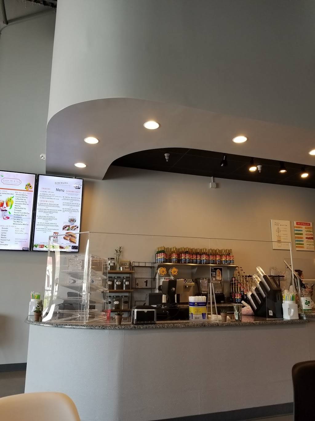 banh mi & tea | restaurant | 9321 6 Mile Cypress Pkwy #160, Fort Myers, FL 33966, USA | 2392028078 OR +1 239-202-8078