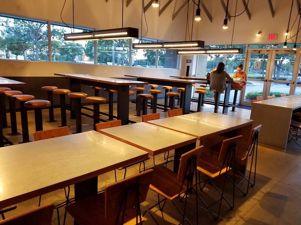 Chipotle Mexican Grill | restaurant | 9930 Glades Rd Ste F8, Boca Raton, FL 33434, USA | 5614778340 OR +1 561-477-8340