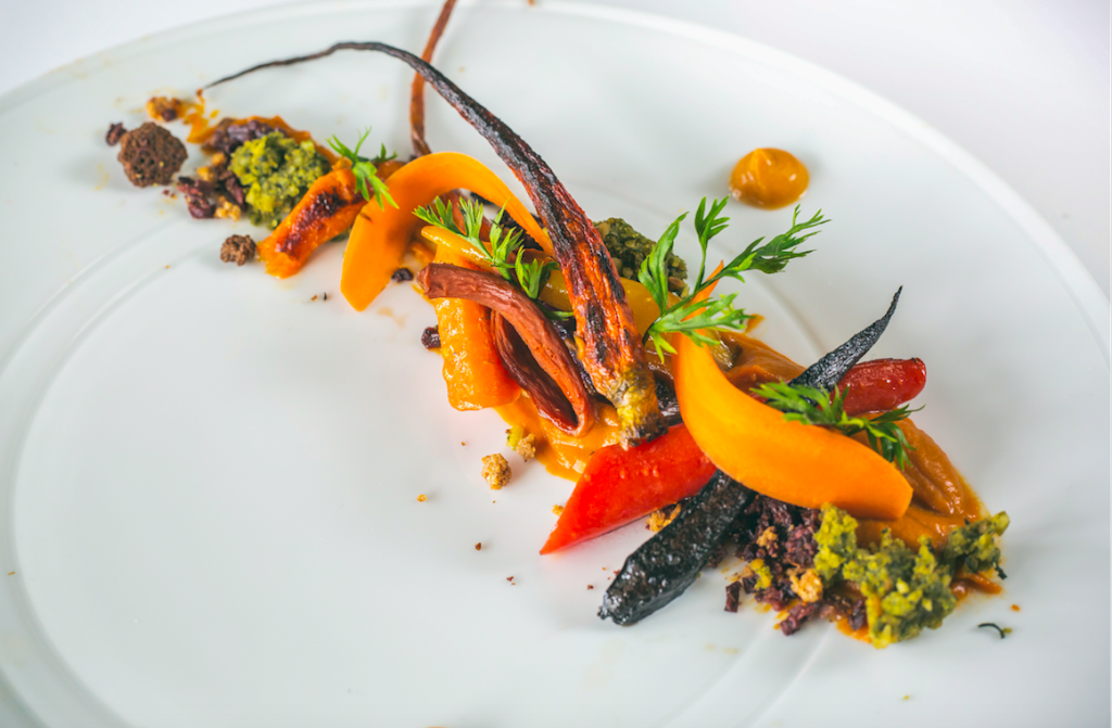 Service Bar | restaurant | 1230 Courtland Ave, Columbus, OH 43201, USA | 6149471231 OR +1 614-947-1231