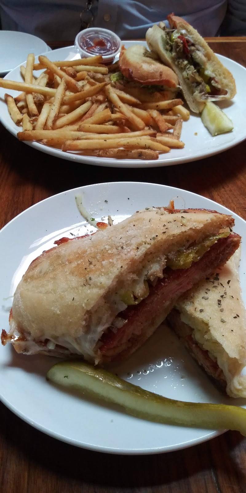 Theos Midtown | restaurant | 620 W McCarty St, Jefferson City, MO 65109, USA | 5738936969 OR +1 573-893-6969