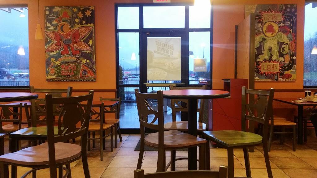 Taco Bell | meal takeaway | 3951 College Ave, Bluefield, VA 24605, USA | 2763221303 OR +1 276-322-1303