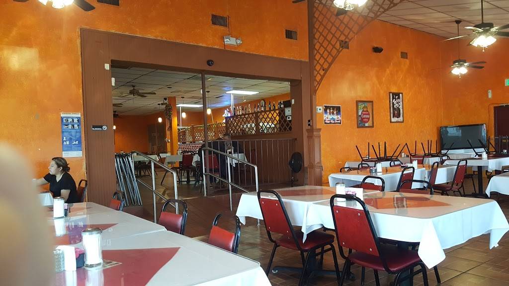 El Molcajete Estilo Jalisco Mexican Restaurant | restaurant | 4404 Walzem Rd, San Antonio, TX 78218, USA | 2106500600 OR +1 210-650-0600