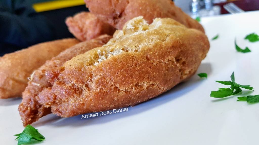 Vivene’s Island Cuisine | restaurant | 2025 Uppermiddle Rd #26, Burlington, ON L7P 4K1, Canada | 9053310777 OR +1 905-331-0777