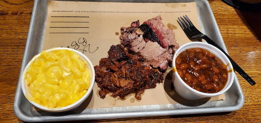 4 Rivers Smokehouse - Daytona Beach BBQ | restaurant | 1866 Victory Cir suite j-100, Daytona Beach, FL 32114, USA | 8444748377 OR +1 844-474-8377