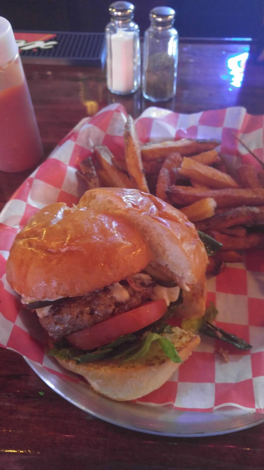 Billy Vs | restaurant | 161 Superior St, Rossford, OH 43460, USA | 4197202244 OR +1 419-720-2244