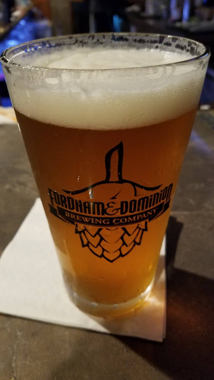 Dockside Restaurant & Sports Bar | restaurant | 421 Deale Rd, Tracys Landing, MD 20779, USA | 4108671138 OR +1 410-867-1138