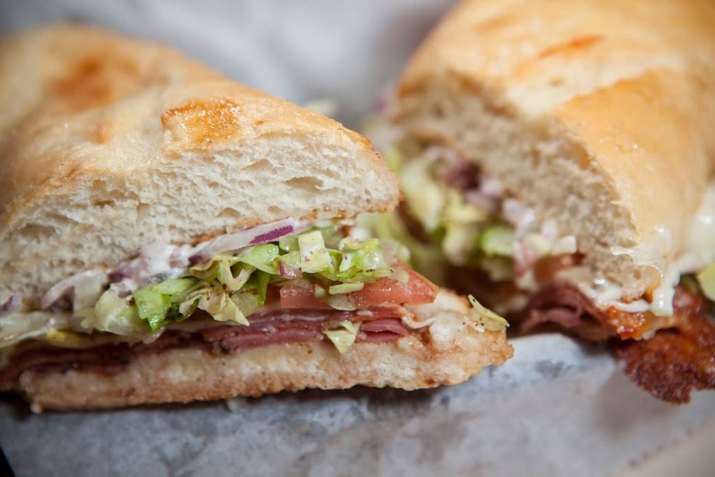 Stumpys Pizza & Subs | restaurant | 1331 E Northern Ave, Phoenix, AZ 85020, USA | 6029972727 OR +1 602-997-2727