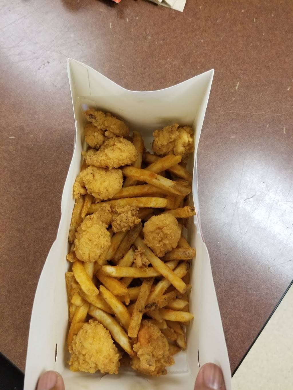 Red Crab - Juicy Seafood | restaurant | 5547 N Lovers Lane Rd, Milwaukee, WI 53225, USA | 4144299574 OR +1 414-429-9574