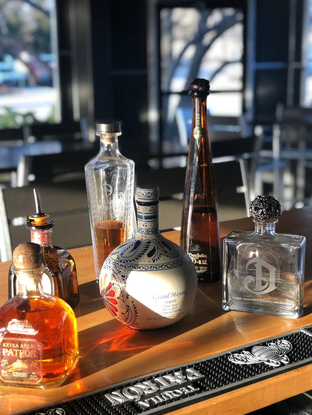 Brookside Barrio | restaurant | 6227 Brookside Plaza, Kansas City, MO 64113, USA | 8162939587 OR +1 816-293-9587