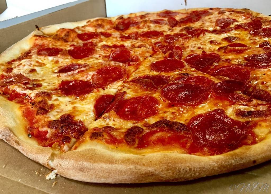 Smiling Pizzeria | meal delivery | 323 7th Ave, Brooklyn, NY 11215, USA | 7187882137 OR +1 718-788-2137