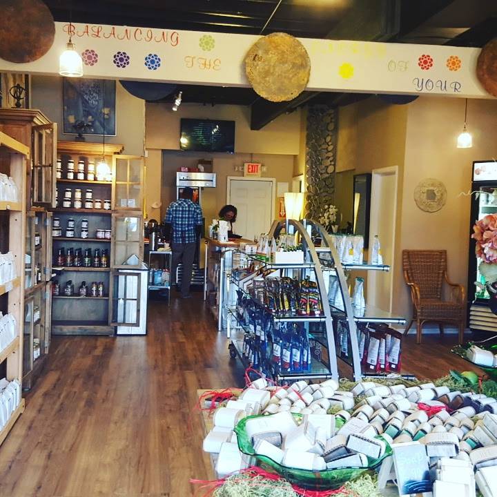 Vibrations Health, Wellness And Juice Bar | restaurant | 430 S Lake St, Gary, IN 46403, USA | 2194271175 OR +1 219-427-1175