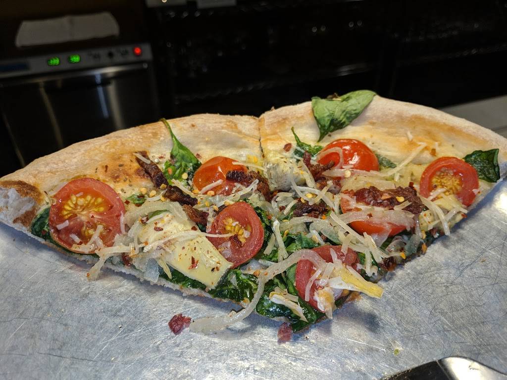 Lionstone Brewing Company | restaurant | 1225 S Oakwood Ave, Geneseo, IL 61254, USA | 3099445466 OR +1 309-944-5466