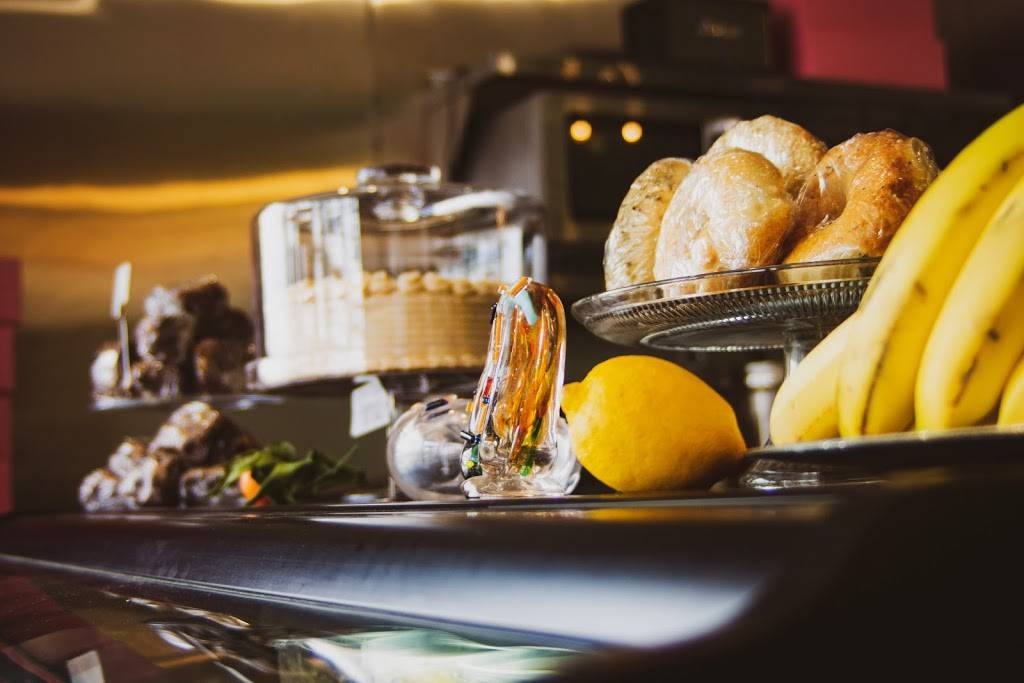 Baba Yagas Greenhouse Cafe | restaurant | 12210 Larchmere Blvd, Cleveland, OH 44120, USA | 4195151247 OR +1 419-515-1247