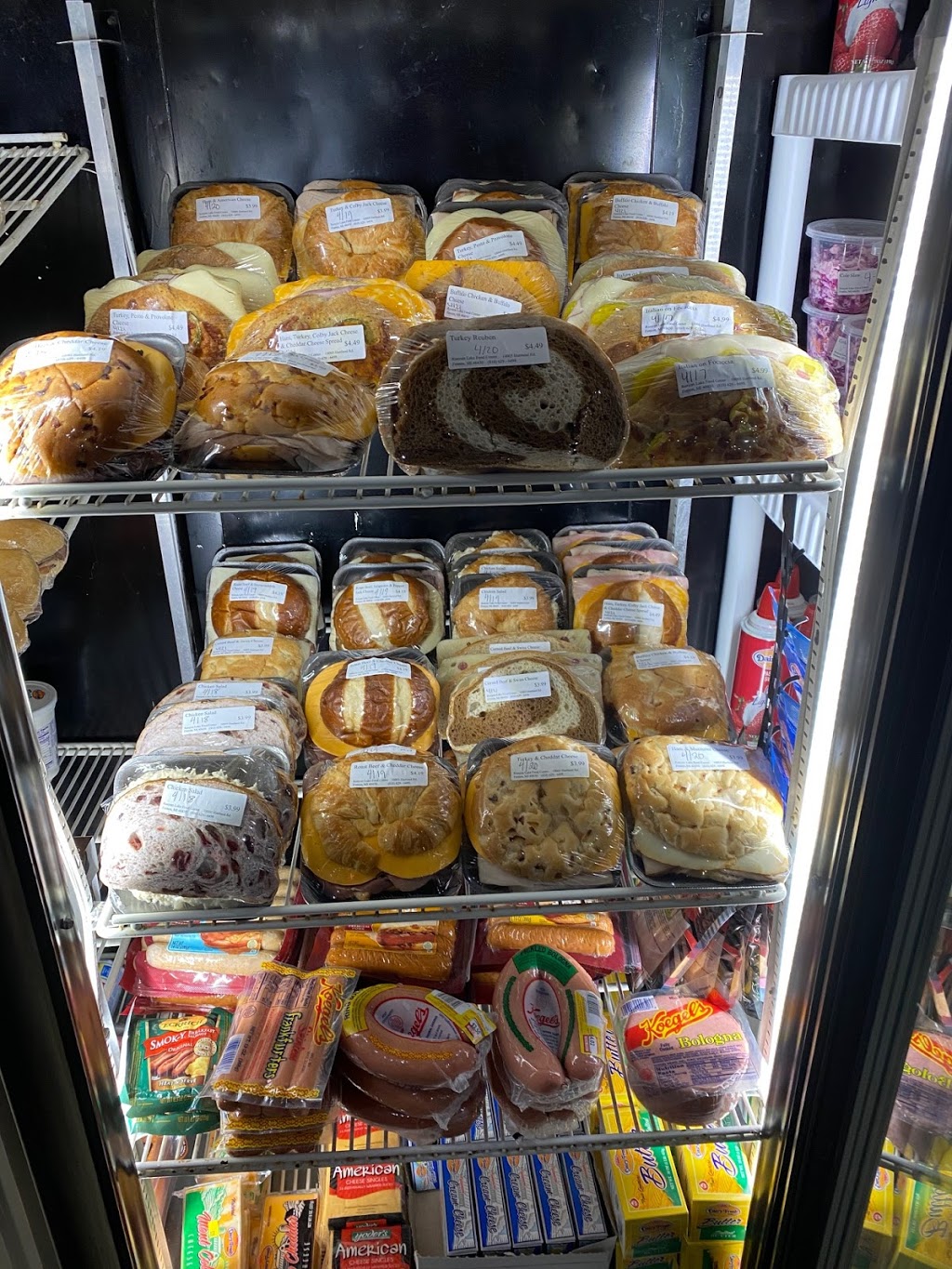 Runyan Lake Food Center | restaurant | 10005 Hartland Rd, Fenton, MI 48430, USA | 8106296498 OR +1 810-629-6498