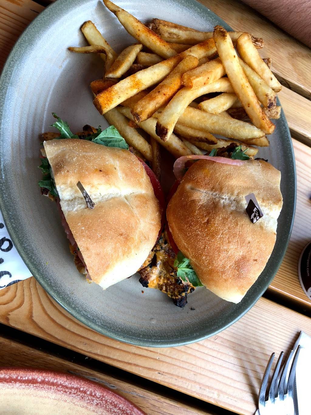 Nandos | restaurant | 224 Boardwalk Pl, Gaithersburg, MD 20878, USA | 2404087146 OR +1 240-408-7146