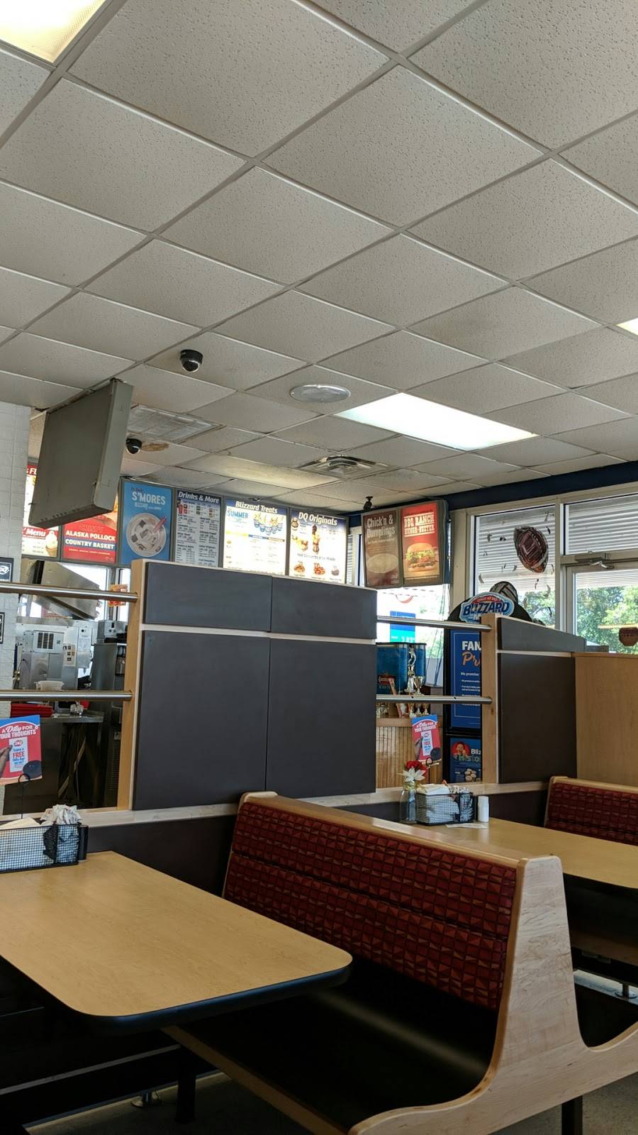 Dairy Queen Store | restaurant | 1180 N 5th St, Silsbee, TX 77656, USA | 4093855524 OR +1 409-385-5524