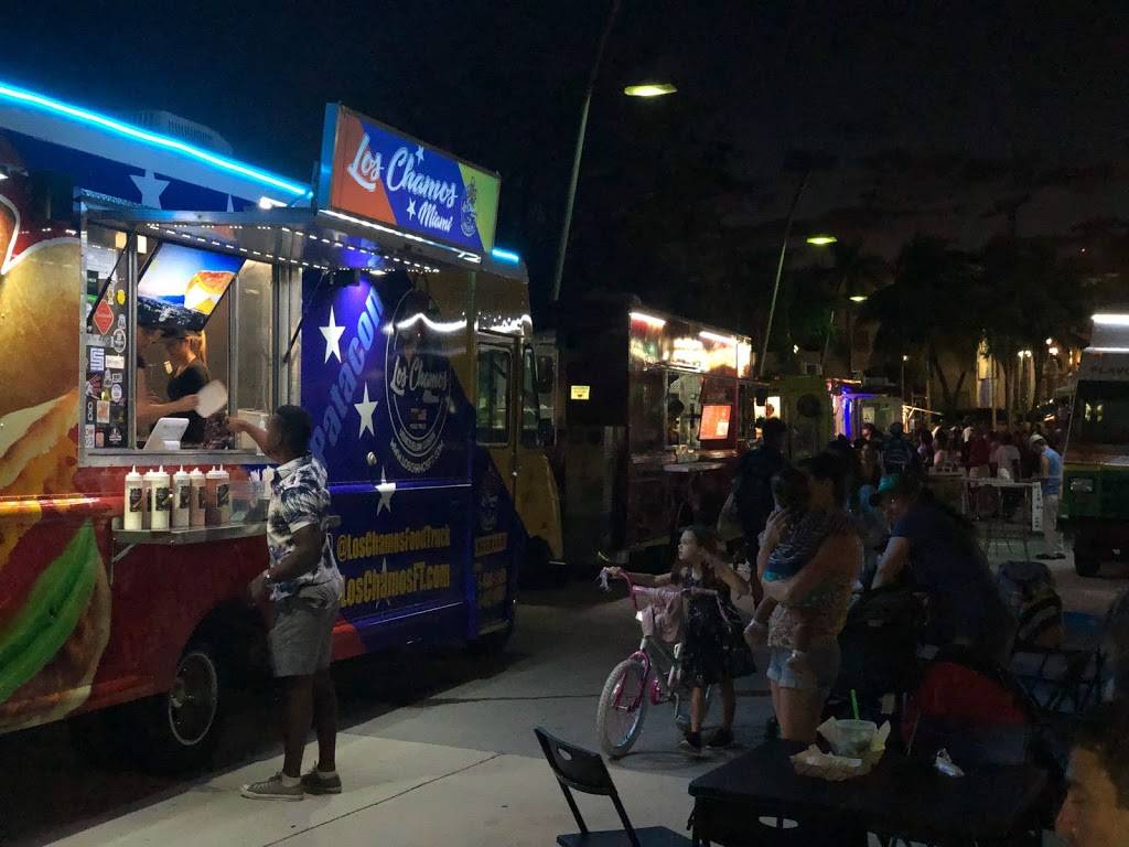 Los Chamos Food Truck | restaurant | 7825 W 2nd Ct, Hialeah, FL 33014, USA | 7864387120 OR +1 786-438-7120