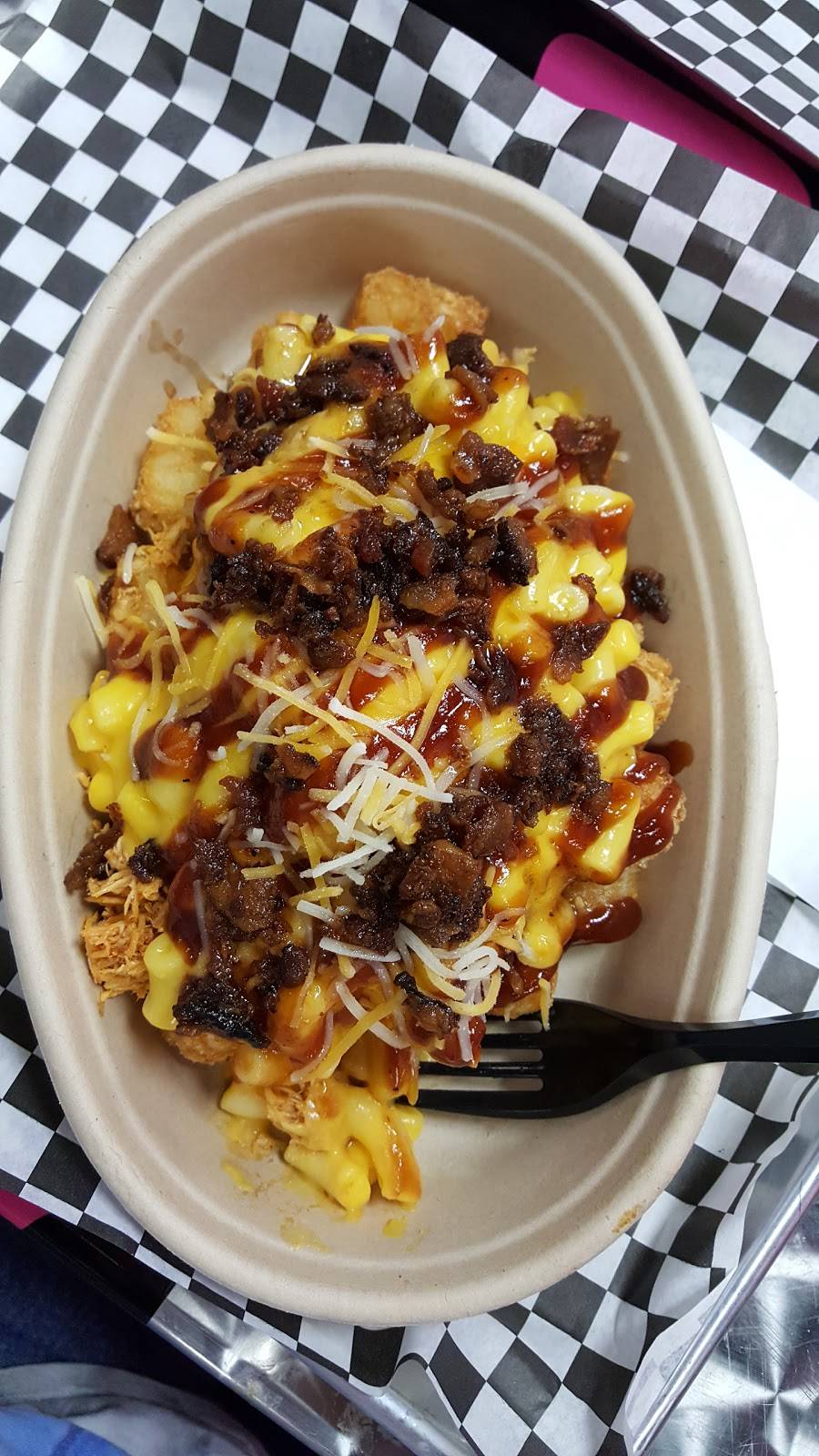 Hott Mess Cafe | restaurant | 6102 S MacDill Ave Suite A, Tampa, FL 33611, USA | 8134000837 OR +1 813-400-0837