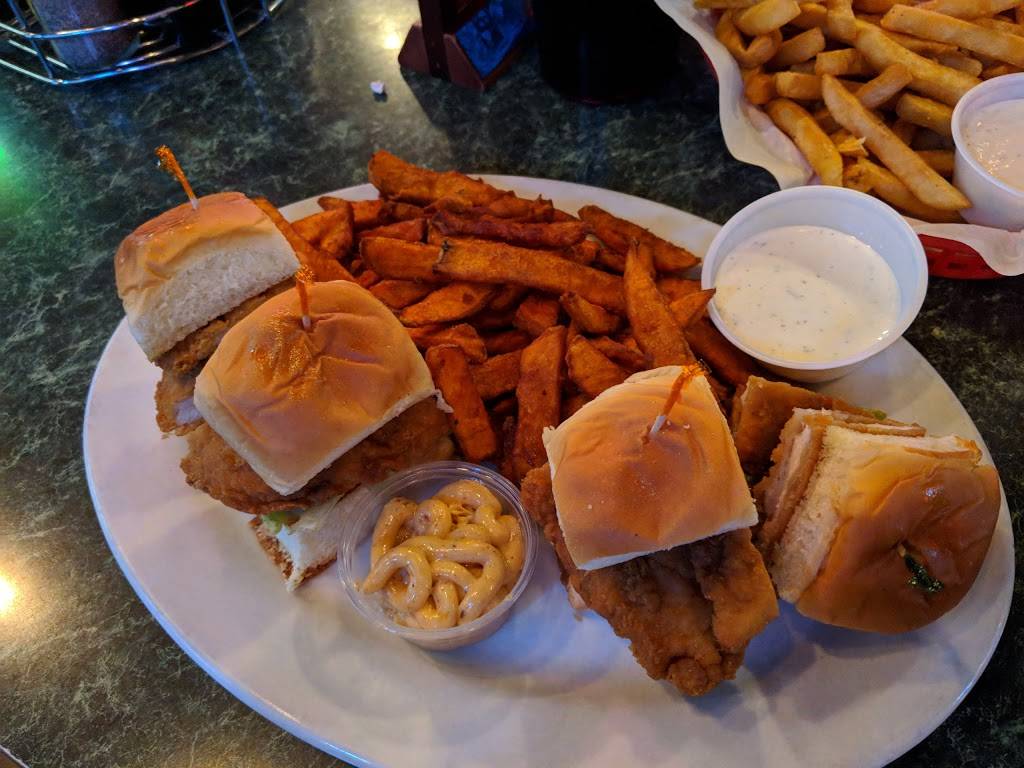 Bullys Sports Bar & Grill | restaurant | 2898 Vista Blvd, Sparks, NV 89434, USA | 7753581800 OR +1 775-358-1800