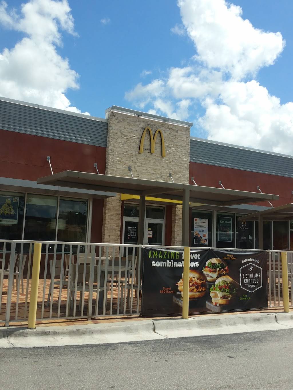 McDonalds | cafe | 7155 W 4th Ave, Hialeah, FL 33014, USA | 3055571190 OR +1 305-557-1190