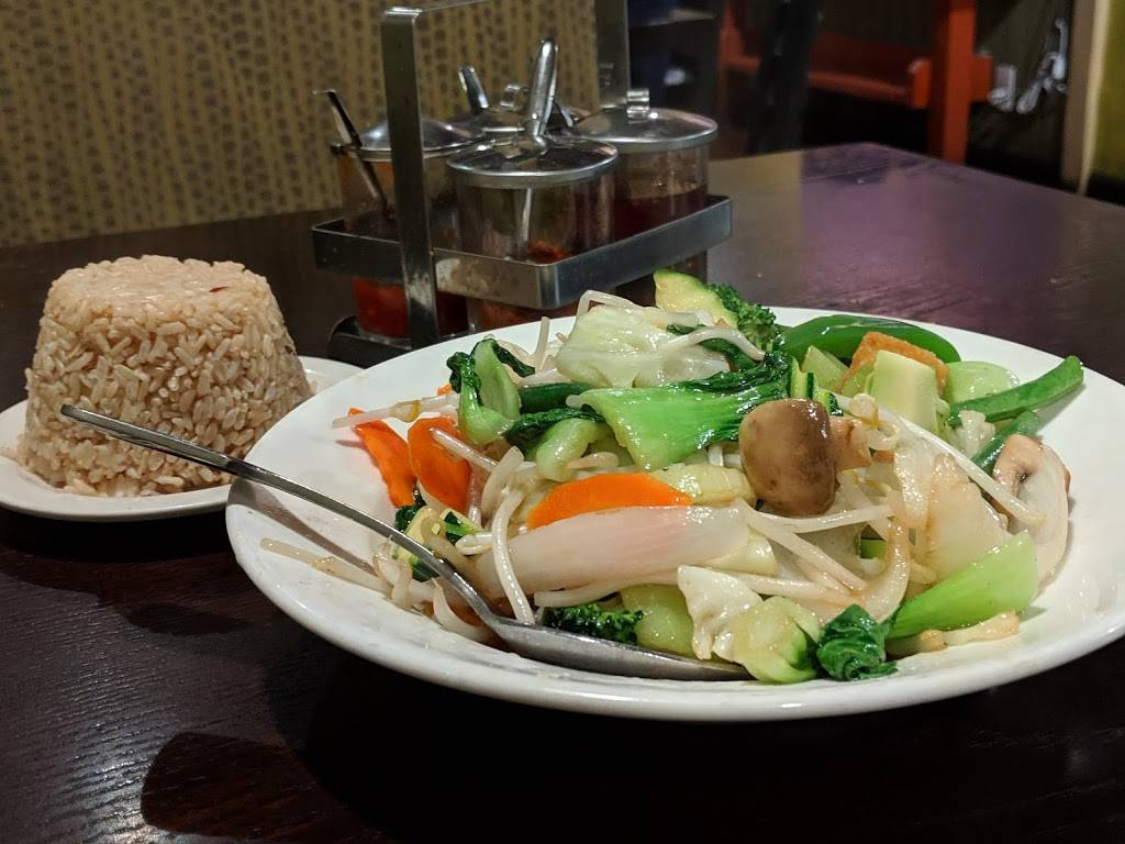 Top Thai Cuisine | restaurant | 3837 Castro Valley Blvd, Castro Valley, CA 94546, USA | 5105384400 OR +1 510-538-4400