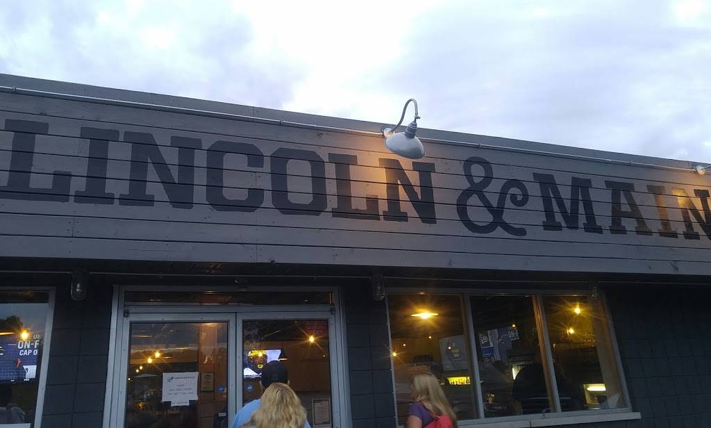 LINCOLN & MAIN GASTROPUB | restaurant | 624 N Main St, Urbana, OH 43078, USA | 9375084175 OR +1 937-508-4175