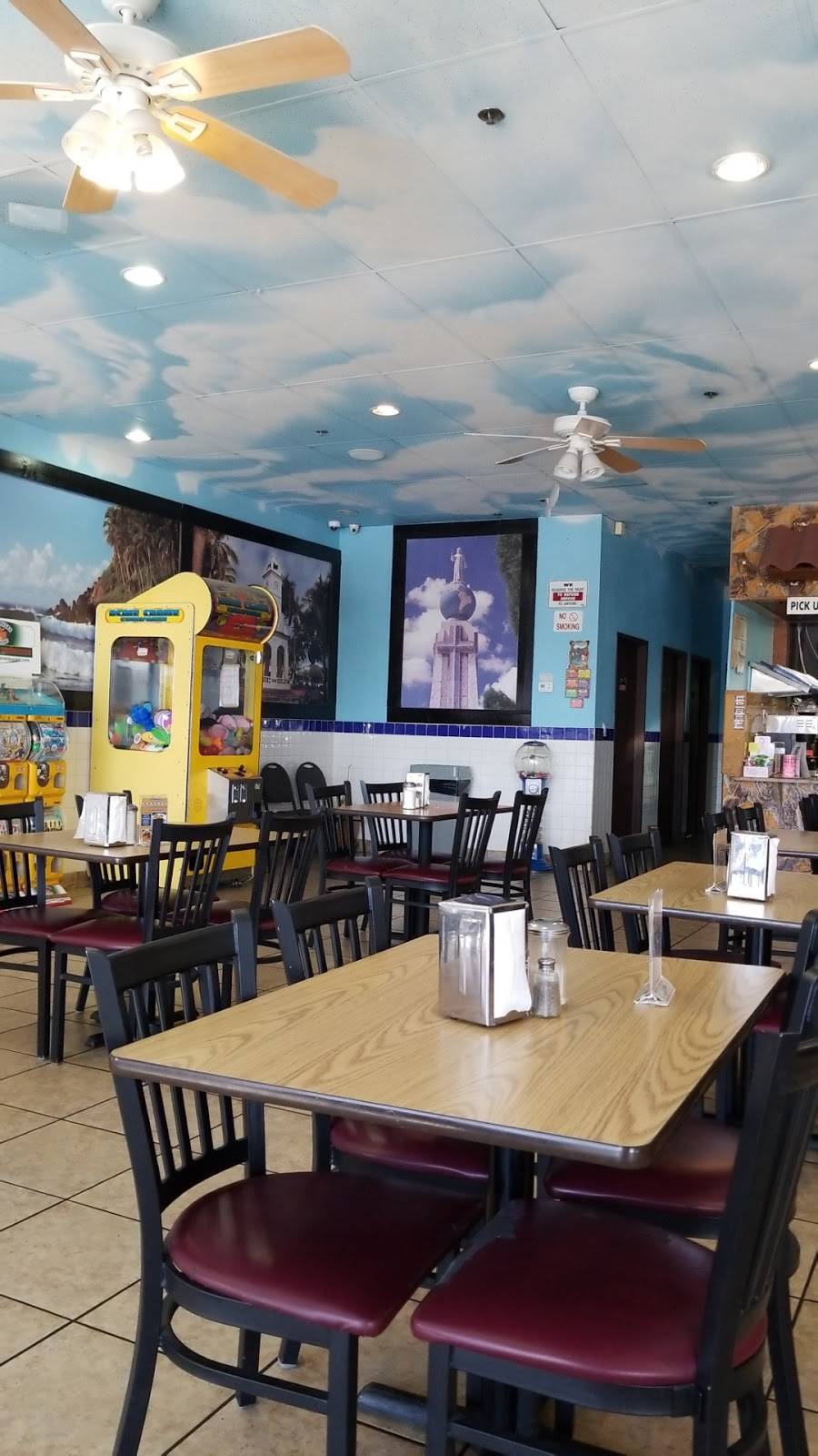 Las Pupusas Restaurant | restaurant | 7450 W Cheyenne Ave, Las Vegas, NV 89129, USA | 7022224477 OR +1 702-222-4477
