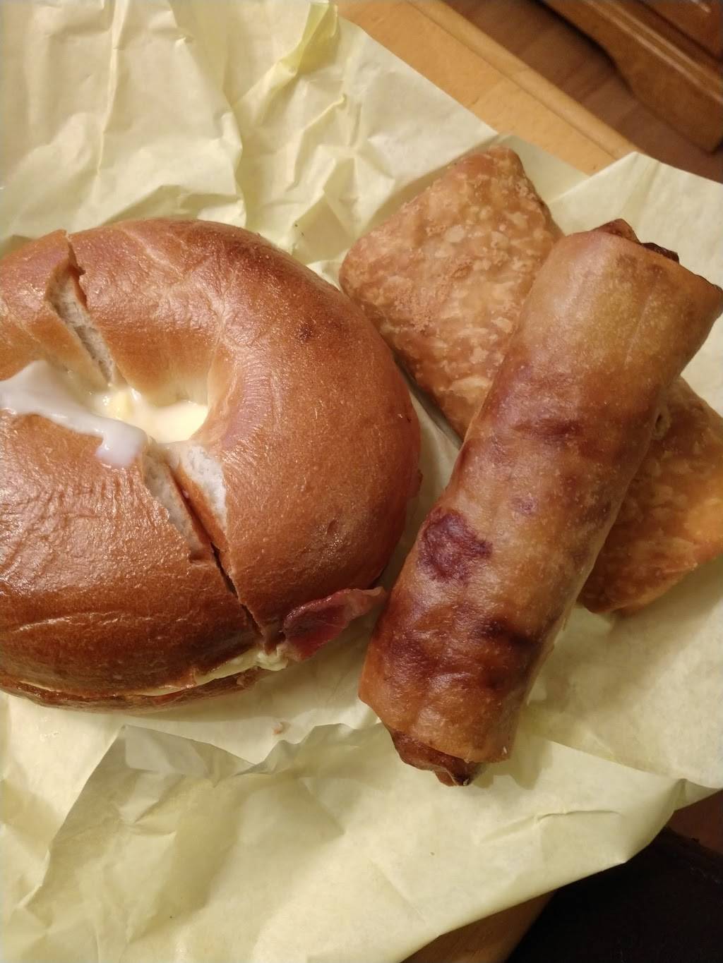 Super Donut | restaurant | 193-B Welburn Ave, Gilroy, CA 95020, USA | 4088480859 OR +1 408-848-0859