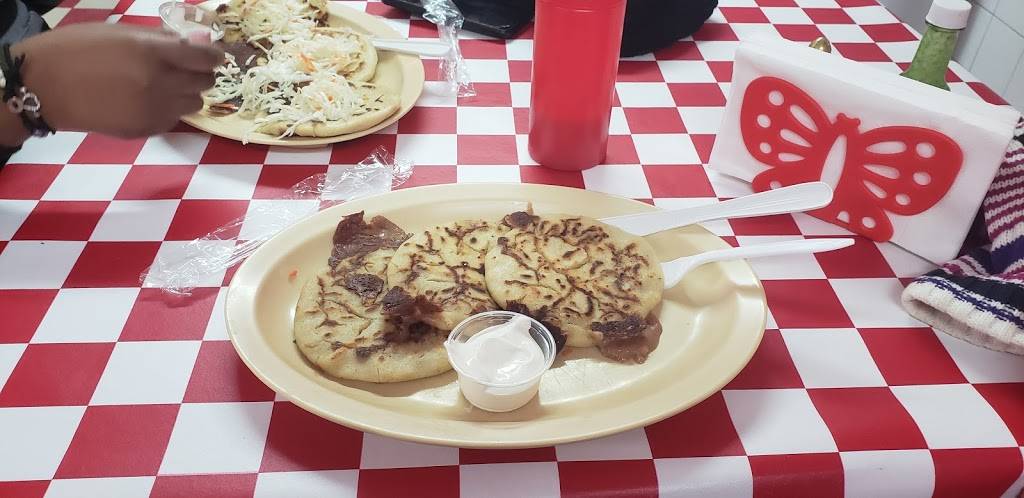 Glorias Restaurant | restaurant | 3411 14th St NW, Washington, DC 20010, USA | 2028840105 OR +1 202-884-0105