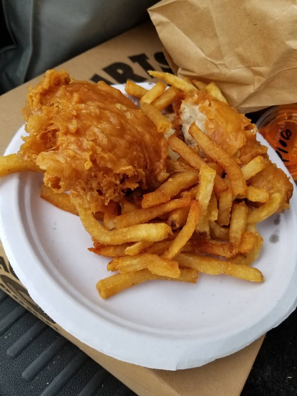 Rips Tavern | restaurant | 311 N Main Ave, Ladd, IL 61329, USA | 8158943051 OR +1 815-894-3051