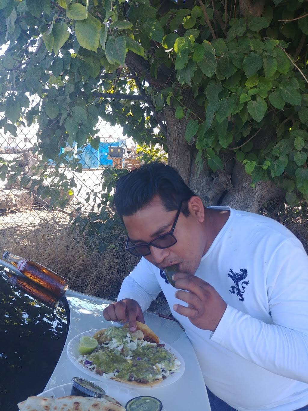 La Acapulqueña N°1 | restaurant | 103 N Broadway St, Fresno, CA 93701, USA | 5597040989 OR +1 559-704-0989