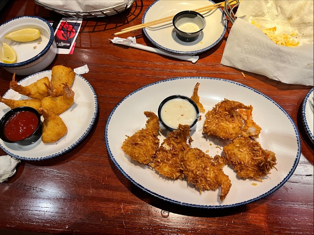 Red Lobster | restaurant | 330 S 72nd St, Omaha, NE 68114, USA | 4023915970 OR +1 402-391-5970