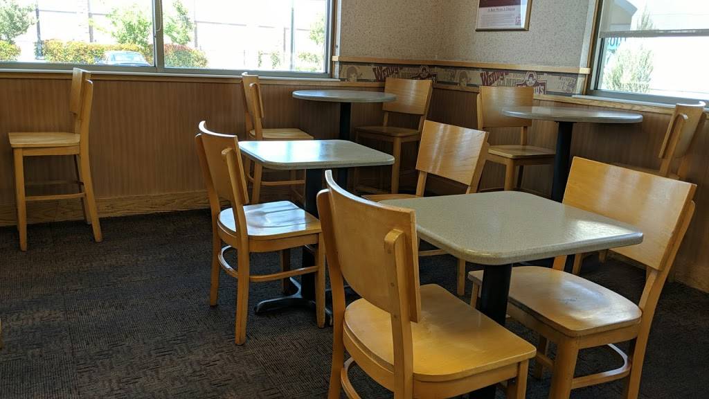 Wendys | restaurant | 2150 Panama Ln, Bakersfield, CA 93307, USA | 6618371882 OR +1 661-837-1882