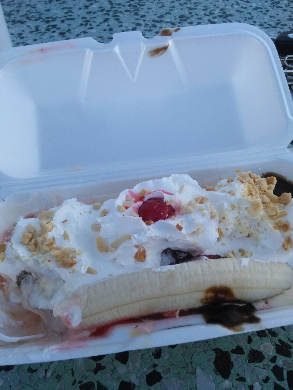 Fosters Freeze | restaurant | 400 E 18th St, Antioch, CA 94509, USA | 5107576441 OR +1 510-757-6441