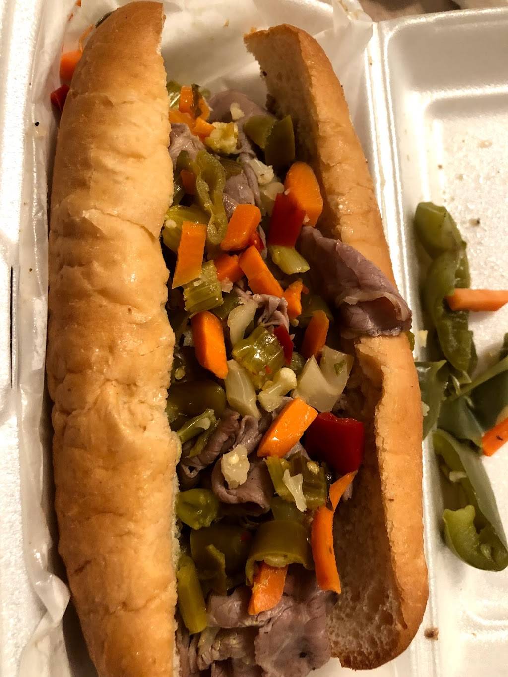 CHICAGOland Hotdogs & More | restaurant | 1152 N Power Rd, Mesa, AZ 85205, USA | 4809813647 OR +1 480-981-3647