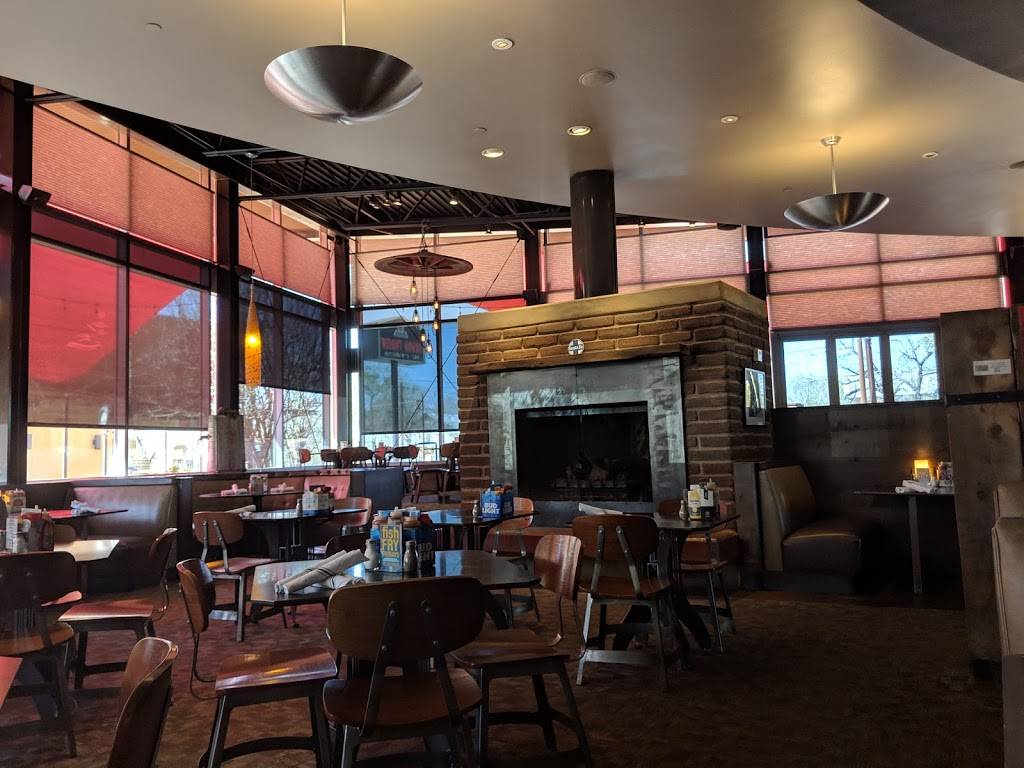 Freight House Kitchen + Tap | restaurant | 200 S Camino Del Pueblo, Bernalillo, NM 87004, USA | 5055882143 OR +1 505-588-2143