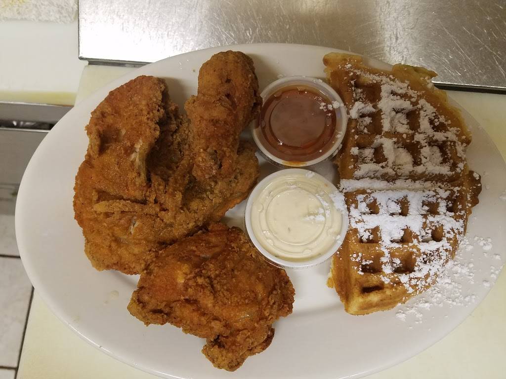 Angelas Family Restaurant | restaurant | 7121 St Clair Ave, Cleveland, OH 44103, USA | 2168811020 OR +1 216-881-1020