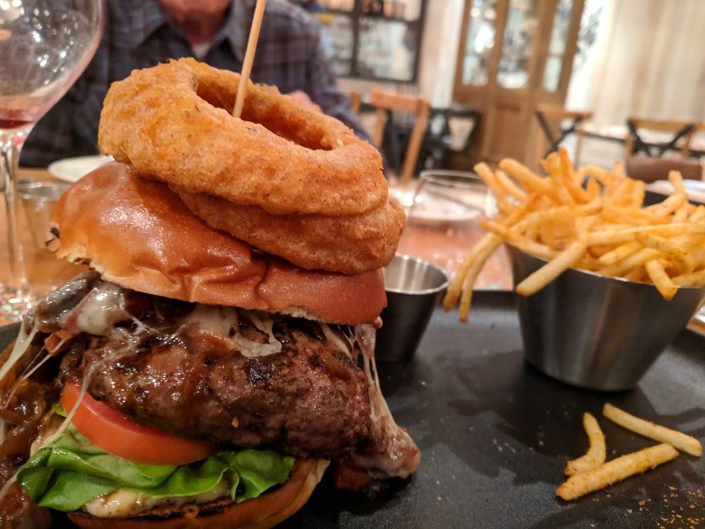 Cluny Bistro & Boulangerie | restaurant | 35 Tank House Lane, Toronto, ON M5A 3C4, Canada | 4162032632 OR +1 416-203-2632