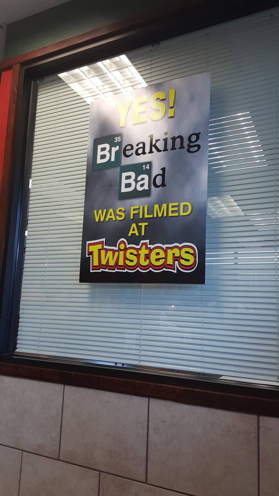 Twisters Burgers and Burritos | restaurant | 425 Eubank Blvd NE, Albuquerque, NM 87123, USA | 5053235552 OR +1 505-323-5552