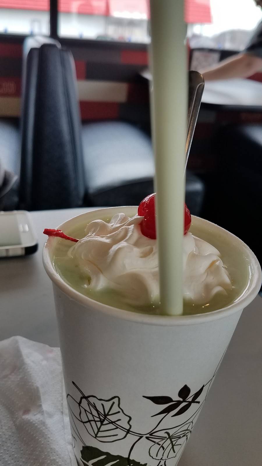 Schoops Hamburgers | restaurant | 136 US-30, Schererville, IN 46375, USA | 2193223332 OR +1 219-322-3332