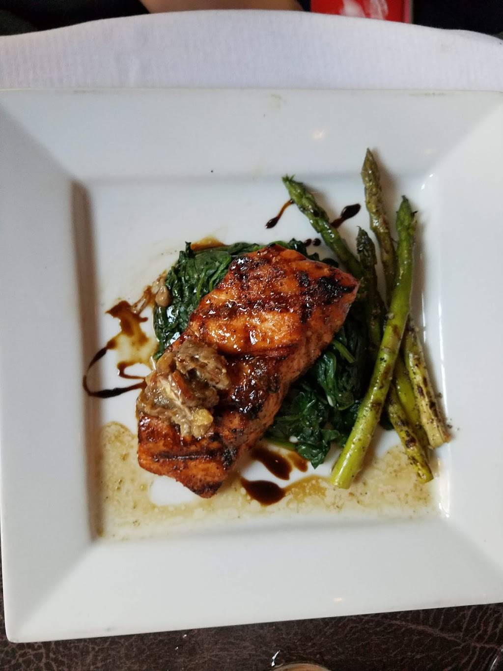 McEwens | restaurant | 120 Monroe Ave, Memphis, TN 38103, USA | 9015277085 OR +1 901-527-7085