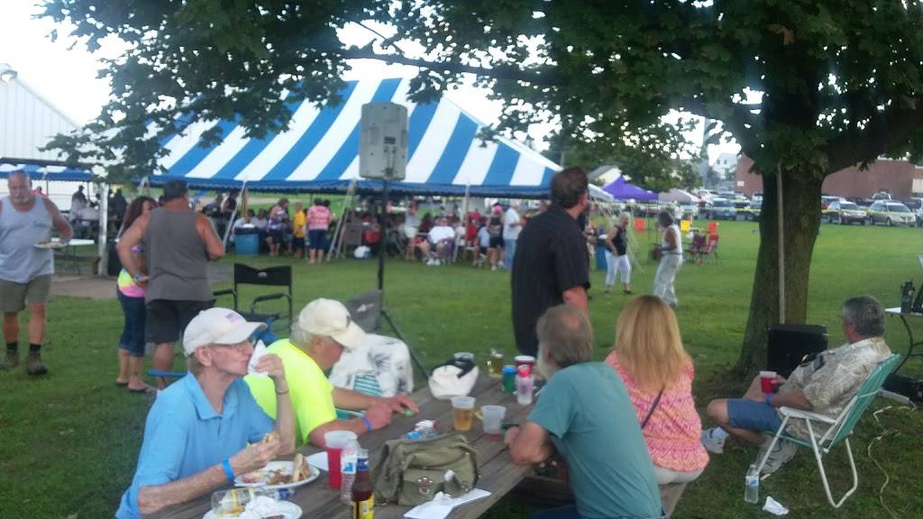 Gouglersville Fire Co. Social Quarters | restaurant | 9221, 475 Mohns Hill Rd, Reading, PA 19608, USA | 6107772449 OR +1 610-777-2449