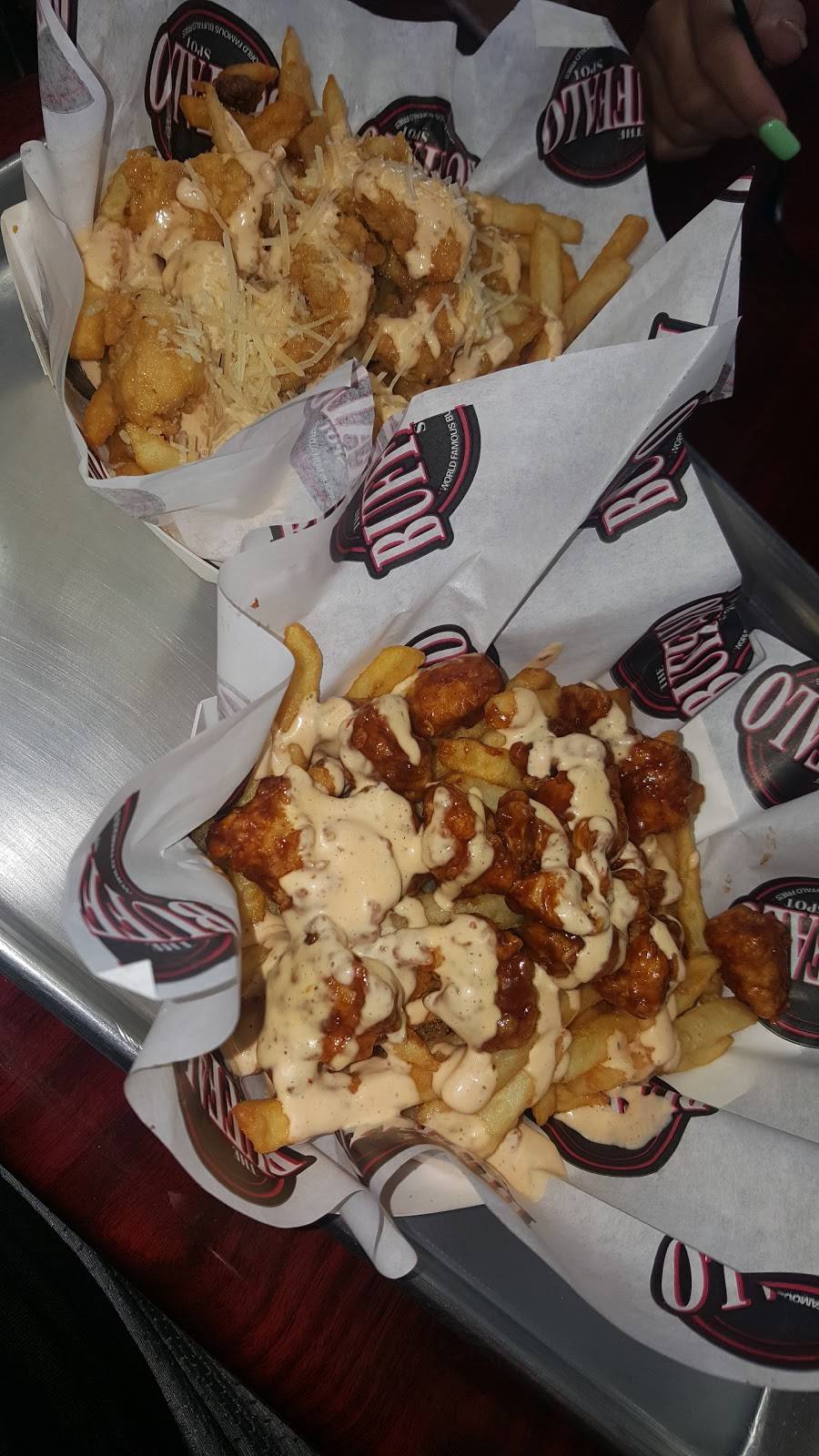 Little Caesars Pizza | meal takeaway | 243 W Carson St, Carson, CA 90745, USA | 3108341223 OR +1 310-834-1223