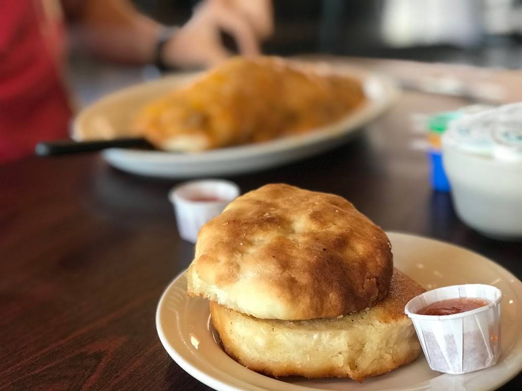 Dougs Diner: THORNTON | restaurant | 4243 E 136th Ave #6918, Thornton, CO 80602, USA | 3039209249 OR +1 303-920-9249