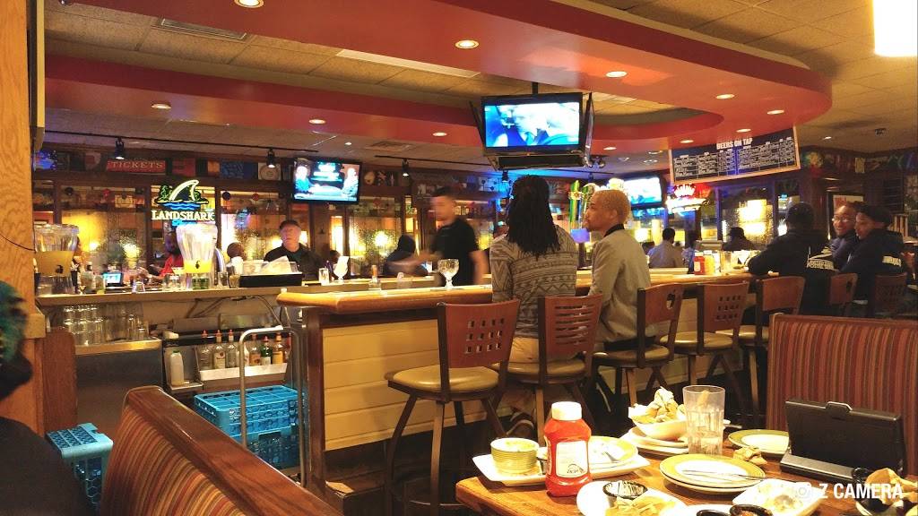 Applebees Grill + Bar | restaurant | 2535-37 Castor Ave, Philadelphia, PA 19134, USA | 2157441531 OR +1 215-744-1531