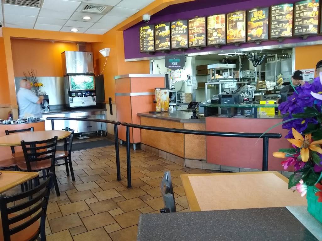 Taco Bell | meal takeaway | 5651 E Kings Canyon Rd, Fresno, CA 93727, USA | 5592510541 OR +1 559-251-0541