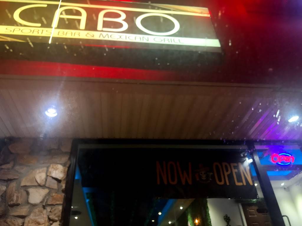 Cabo Sports bar & Mexican Grill | restaurant | 27111 Union Tpke, Queens, NY 11040, USA | 9173878588 OR +1 917-387-8588