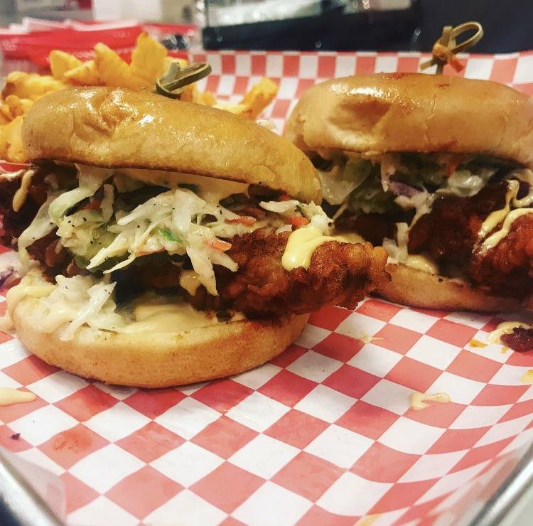 Angry Birdz | restaurant | 5065 Hollywood Blvd ste102, Los Angeles, CA 90027, USA | 3239282825 OR +1 323-928-2825