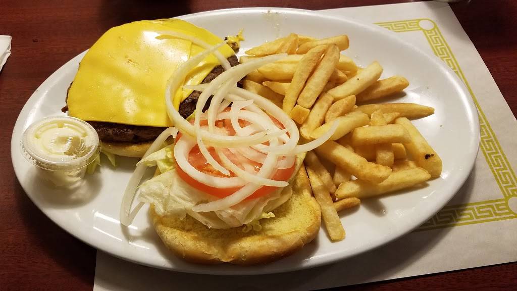 Diannas Deli & Restaurant | restaurant | 1332 W 117th St, Lakewood, OH 44107, USA | 2165219393 OR +1 216-521-9393